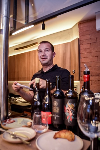 Foto 06-11-2022 01 22 52